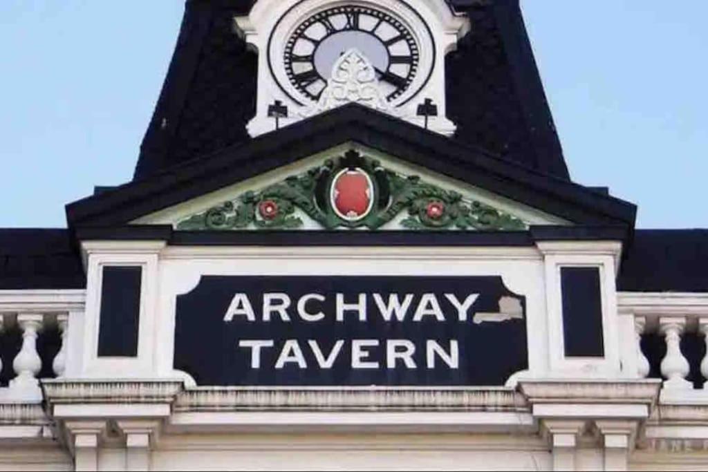 Archway Station Studios London Exterior photo
